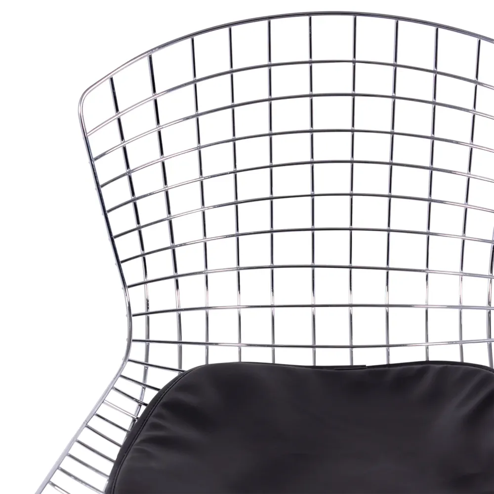 Replica della sedia Bertoia "High Quality" in acciaio cromato del famoso designer Hans J. Wegner