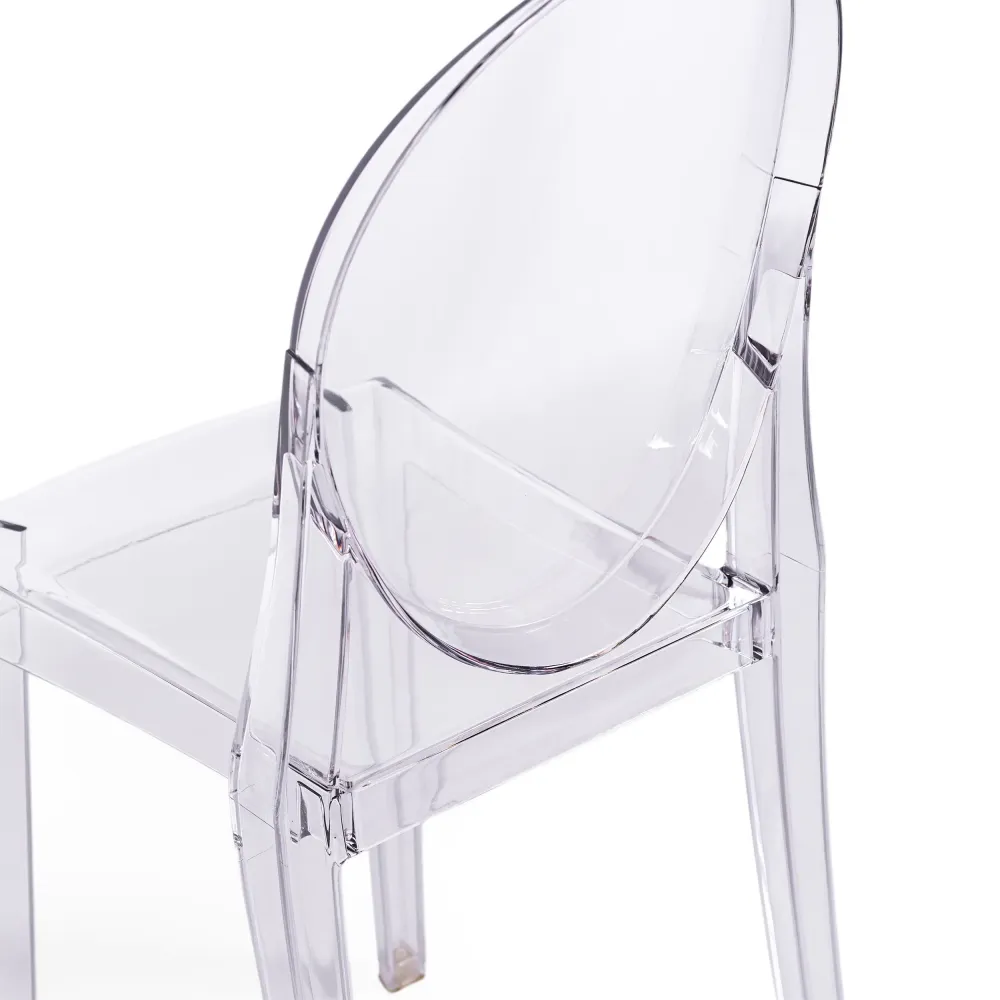 Replica della sedia Victoria Ghost di Phillipe Starck