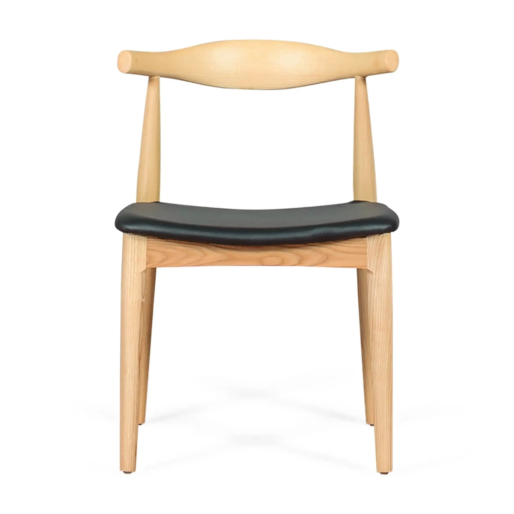 Replica della famosa sedia Elbow, disegnata da Hans J. Wegner