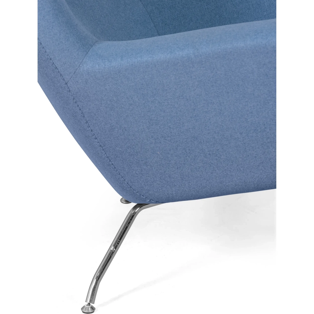 Replica della poltrona Wing CH445 del designer Hans J. Wegner