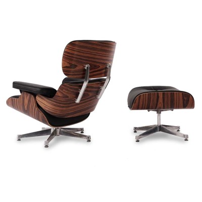 Replica della poltrona Eames in similpelle e base cromata di Charles & Ray