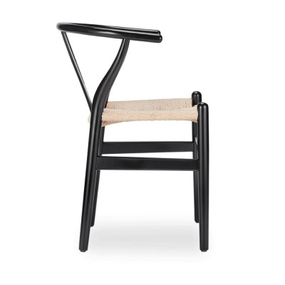 Réplique de la chaise Wishbone en bois coloré par Hans J.Wegner