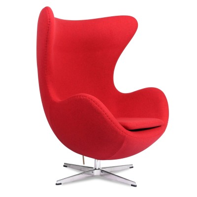 Replica Egg Chair in kasjmier door ontwerper Arne Jacobsen