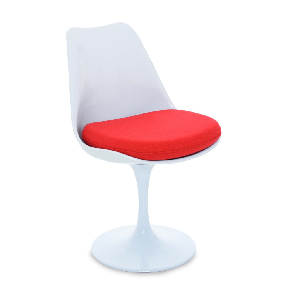 Kopia av Tulip Chair av den berömda designern Eero Saarinen