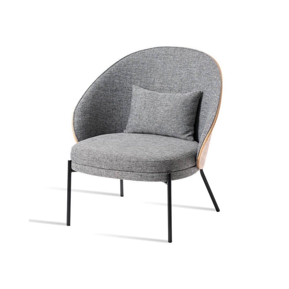 Nordic Earth armchair with cotton cushion