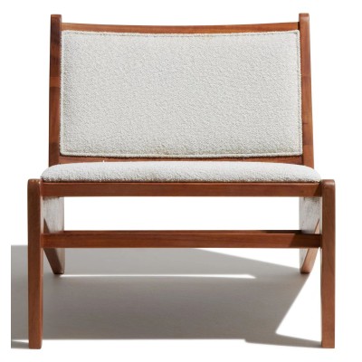 Sillón Lounge Compass tapizado en madera de teca y tejido bouclé